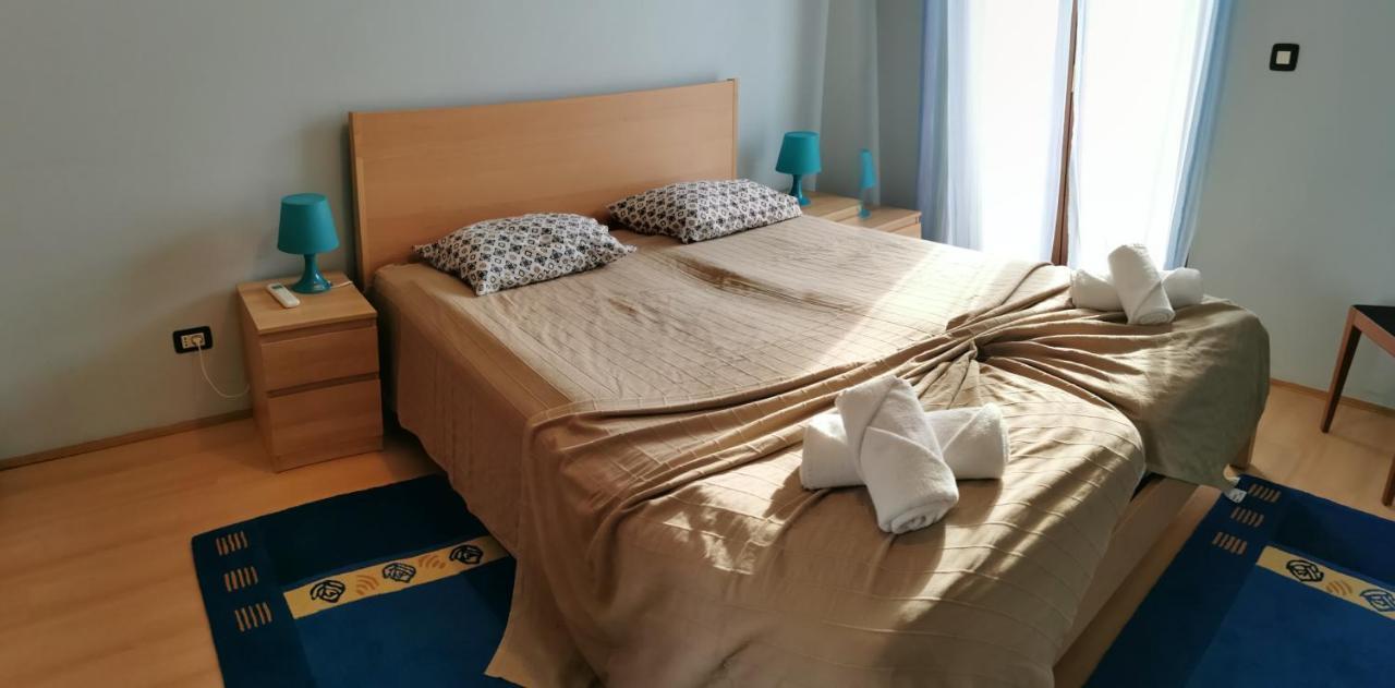 Apartment Lara Rovinj Exterior photo