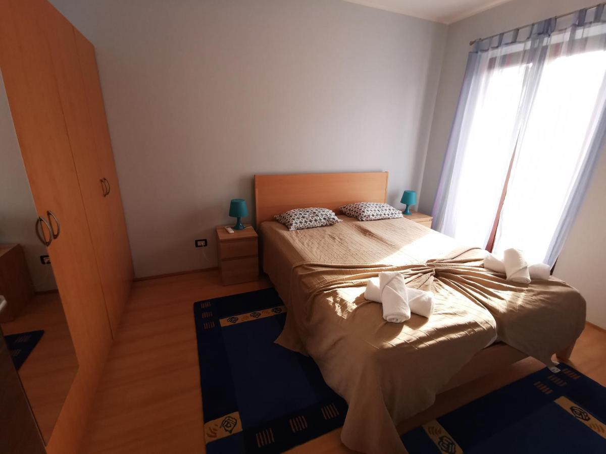 Apartment Lara Rovinj Exterior photo