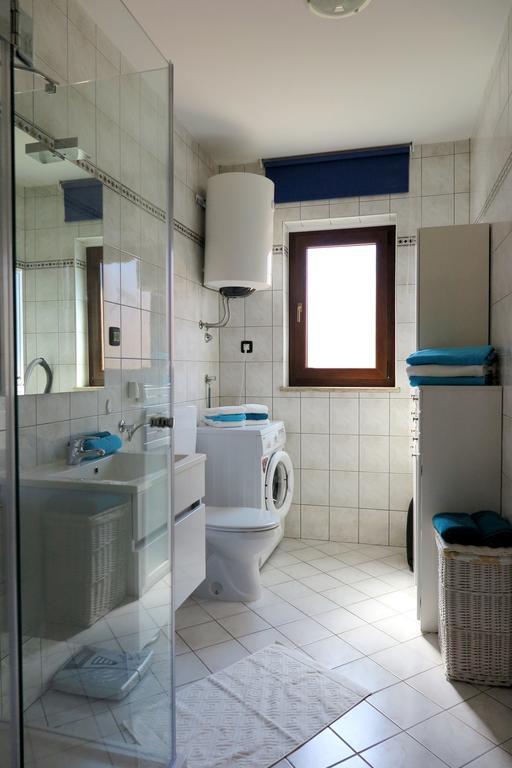 Apartment Lara Rovinj Exterior photo